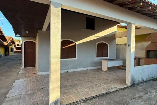 Área externa de casa para alugar com 2 quartos, 45m² em Santo Antônio, Cabo Frio