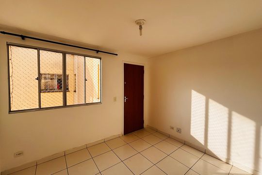 Apartamento para alugar com 2 quartos, 44m² em Conceicao, Osasco