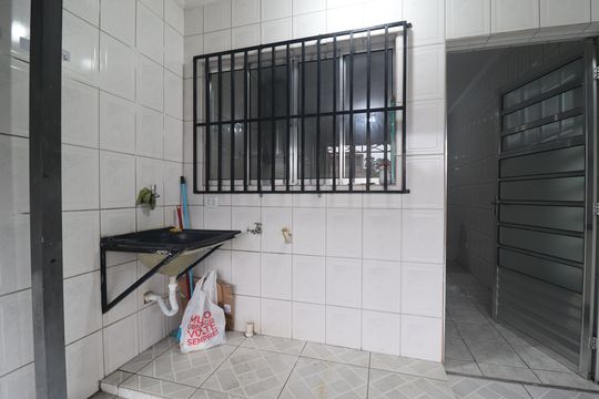 Área de Serviço de apartamento para alugar com 2 quartos, 174m² em Jardim Santo Alberto, Santo André