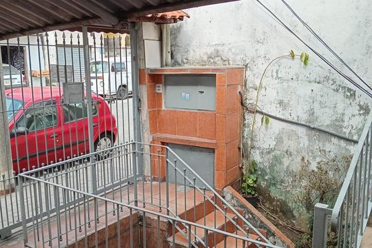 Área externa de casa à venda com 4 quartos, 200m² em Rio Pequeno, São Paulo