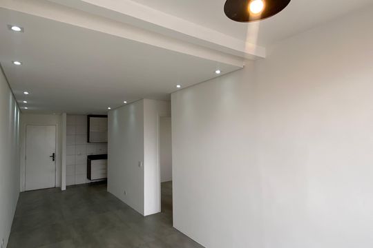Sala de apartamento para alugar com 2 quartos, 57m² em Jaguaribe, Osasco