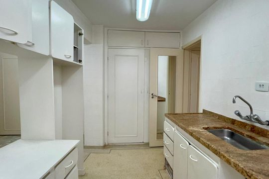 Cozinha de apartamento para alugar com 3 quartos, 168m² em Paraíso, São Paulo