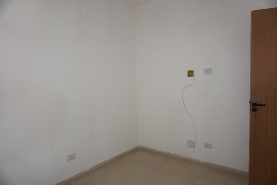 Quarto de apartamento para alugar com 1 quarto, 40m² em Jardim Castilho, Embu das Artes