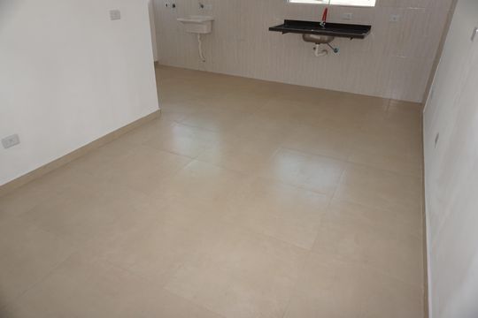 Sala/Cozinha de apartamento para alugar com 1 quarto, 40m² em Jardim Castilho, Embu das Artes