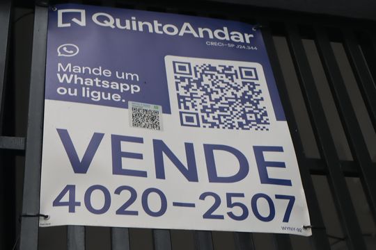Placa de apartamento para alugar com 2 quartos, 39m² em Quinta da Paineira, São Paulo