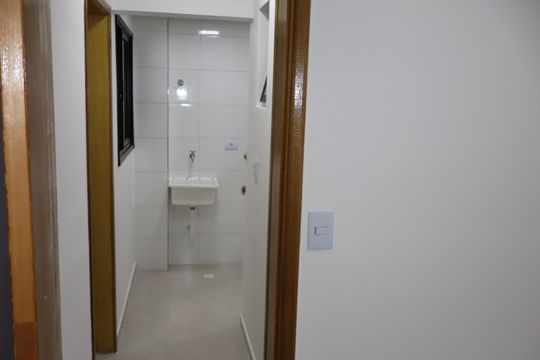 Quarto 2 de apartamento para alugar com 2 quartos, 39m² em Quinta da Paineira, São Paulo