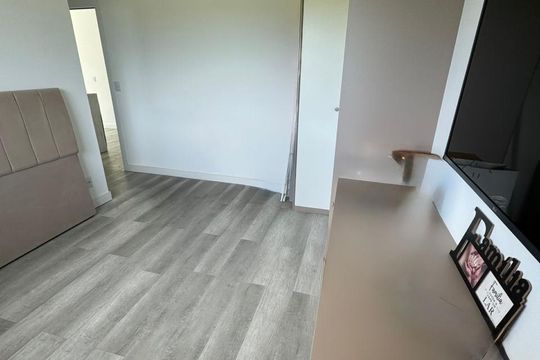 Sala de casa de condomínio para alugar com 3 quartos, 230m² em Vargem Grande, Florianópolis