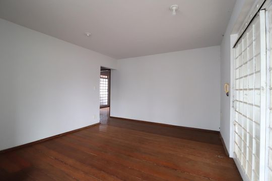 Sala de casa para alugar com 3 quartos, 250m² em Cidade Jardim, Uberlândia