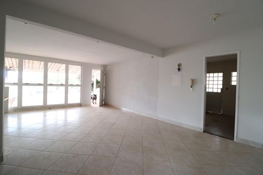 Cozinha de casa para alugar com 3 quartos, 250m² em Cidade Jardim, Uberlândia