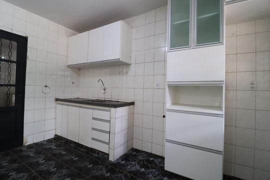Cozinha de casa para alugar com 3 quartos, 300m² em Tubalina, Uberlândia