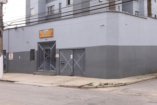 Fachada  de apartamento para alugar com 2 quartos, 49m² em Jardim Norma, São Paulo