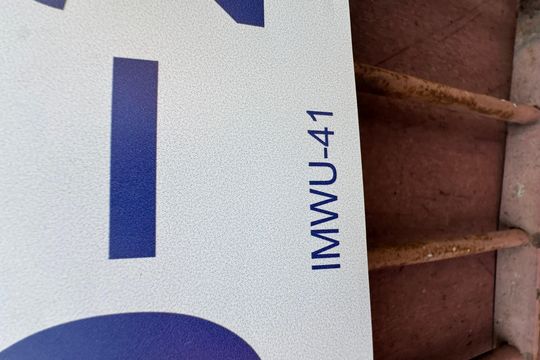 Placa grande  de casa para alugar com 1 quarto, 45m² em Cipava, Osasco