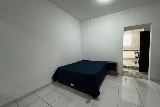 Quarto de casa para alugar com 1 quarto, 45m² em Cipava, Osasco