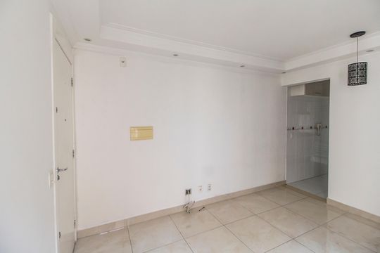 Sala de casa à venda com 2 quartos, 46m² em Jardim Sao Luiz, Barueri