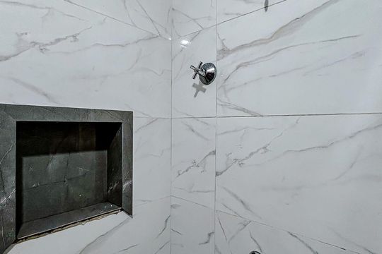 Banheiro de apartamento para alugar com 2 quartos, 40m² em Parque São Jorge, São Paulo