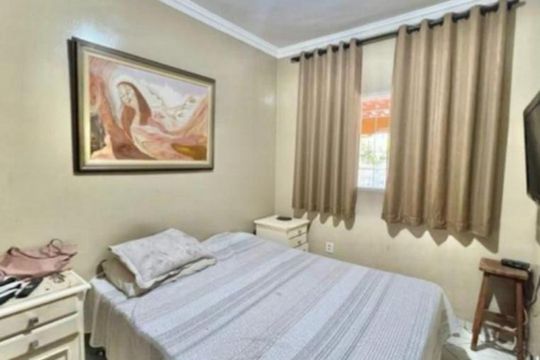 Casa à venda com 3 quartos, 262m² em Lúcio de Abreu, Contagem
