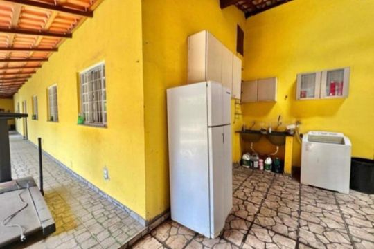 Casa à venda com 3 quartos, 262m² em Lúcio de Abreu, Contagem