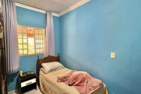 Casa à venda com 3 quartos, 262m² em Lúcio de Abreu, Contagem
