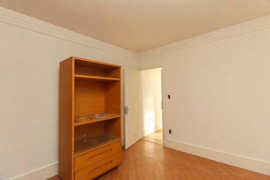 Casa à venda com 2 quartos, 117m² em Vila Antonieta, São Paulo