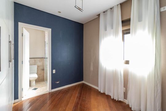 Suíte 2 de apartamento para alugar com 3 quartos, 207m² em Santana, São Paulo