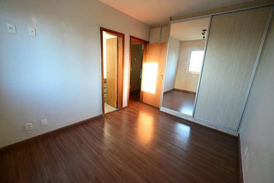 Apartamento à venda com 3 quartos, 96m² em Parque Amazonia, Goiânia