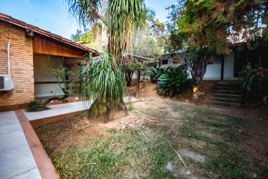 Casa para alugar com 6 quartos, 403m² em Pampulha, Belo Horizonte
