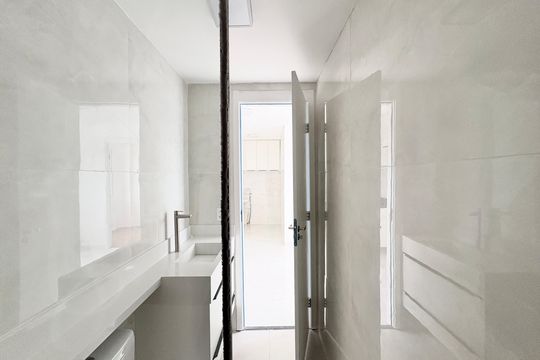 Banheiro de apartamento para alugar com 2 quartos, 34m² em Nossa Senhora do O, São Paulo