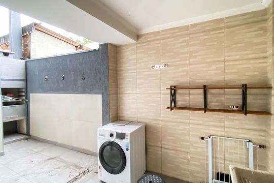 Área de Serviço de casa para alugar com 2 quartos, 80m² em Vila Buenos Aires, São Paulo