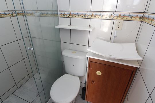 Banheiro de casa para alugar com 1 quarto, 35m² em Foguete, Cabo Frio