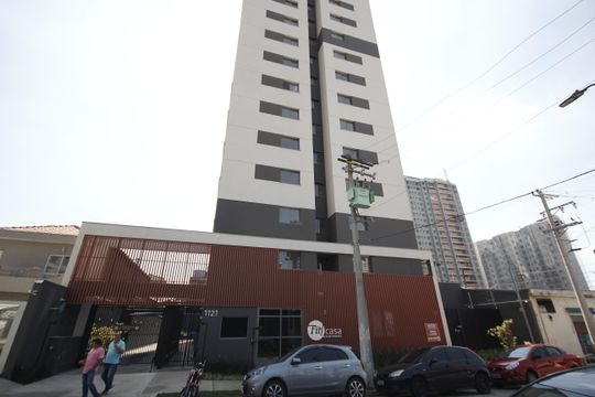 Fachada de kitnet/studio para alugar com 1 quarto, 27m² em Vila Dom Pedro I, São Paulo
