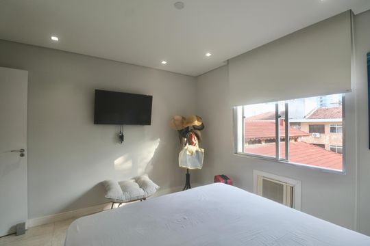 Quarto de apartamento para alugar com 2 quartos, 50m² em Vila Alzira, Guarujá