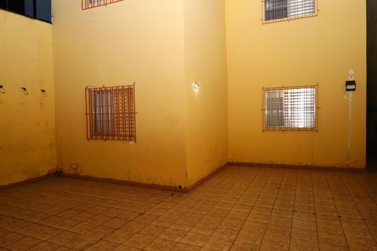 Garagem 1 de casa à venda com 6 quartos, 312m² em Vila Rosaria, São Paulo