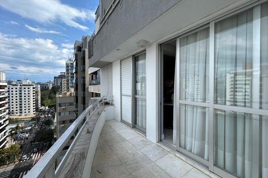 Varanda de apartamento para alugar com 2 quartos, 130m² em Centro, Florianópolis