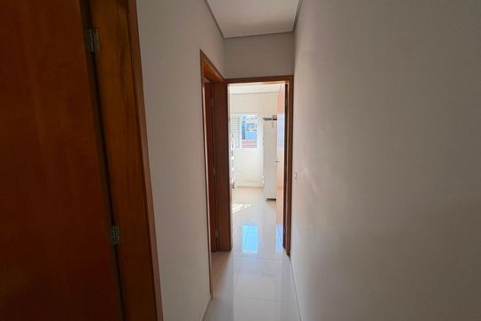 Corredor de apartamento à venda com 2 quartos, 53m² em Parque Oratório, Santo André