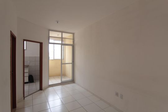 Apartamento para alugar com 3 quartos, 49m² em Jardim Guanabara, Belo Horizonte