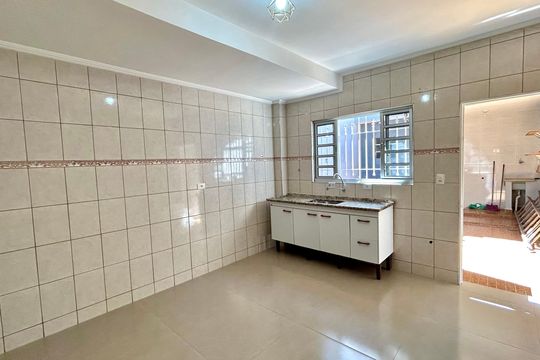 Cozinha de casa para alugar com 2 quartos, 73m² em Jardim Santa Cecilia, Guarulhos