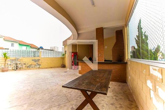 Área comum de apartamento para alugar com 2 quartos, 48m² em Vila Carmosina, São Paulo