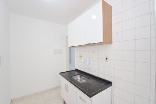 Cozinha de apartamento para alugar com 2 quartos, 46m² em Vila Izabel, Guarulhos