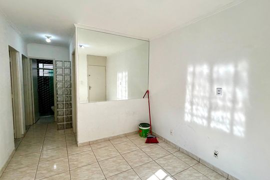 Sala de apartamento para alugar com 2 quartos, 46m² em Vila Izabel, Guarulhos