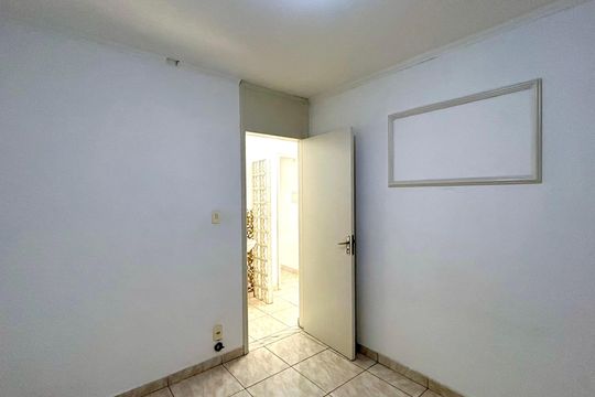 Quarto 2 de apartamento para alugar com 2 quartos, 46m² em Vila Izabel, Guarulhos