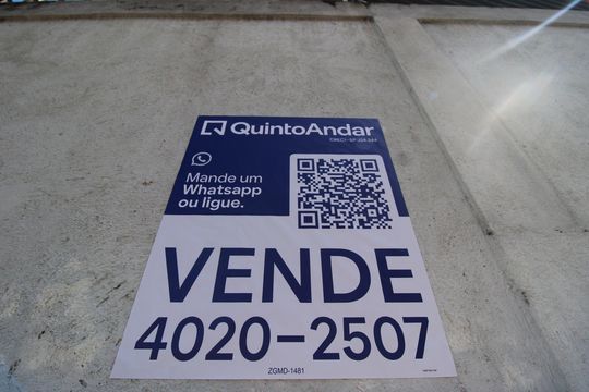 Fachada de apartamento à venda com 2 quartos, 47m² em Vila Carmosina, São Paulo