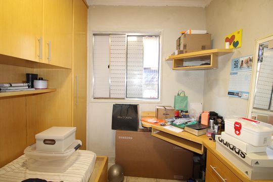 Quarto 2 de apartamento à venda com 2 quartos, 47m² em Vila Carmosina, São Paulo