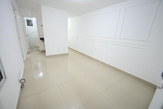Apartamento à venda com 2 quartos, 46m² em Setor Andreia, Goiânia