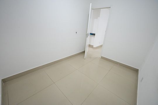 Apartamento à venda com 2 quartos, 46m² em Setor Andreia, Goiânia