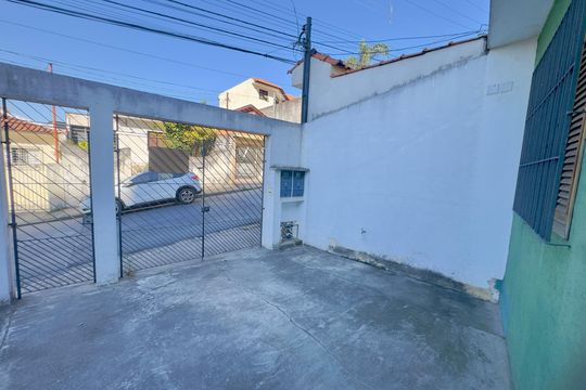 Garagem de casa para alugar com 3 quartos, 177m² em Vila Augusta, Guarulhos