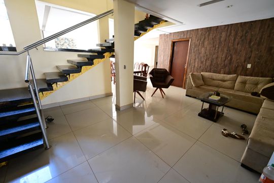 Casa à venda com 3 quartos, 200m² em Residencial Porto Seguro, Goiânia
