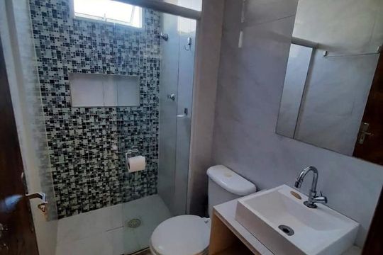 Banheiro de apartamento à venda com 2 quartos, 48m² em Campo Grande, Rio de Janeiro