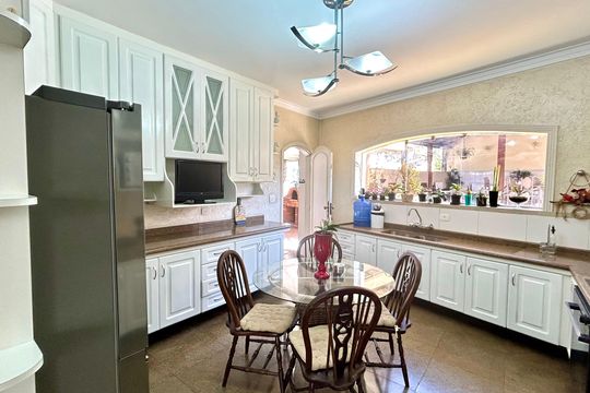 Cozinha de casa para alugar com 4 quartos, 200m² em Vila das Palmeiras, Guarulhos