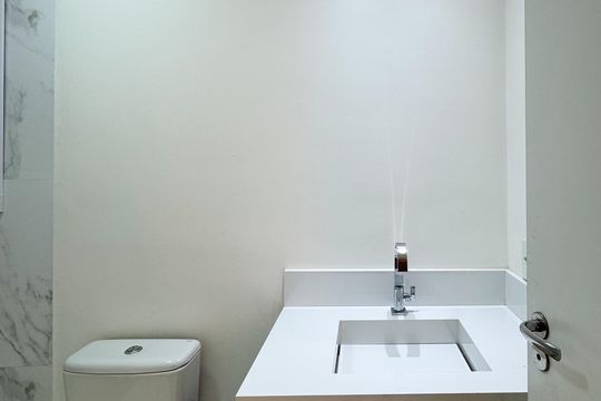 Banheiro Social de apartamento para alugar com 2 quartos, 54m² em Jardim Olavo Bilac, São Bernardo do Campo