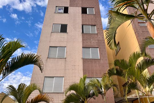 Apartamento à venda com 3 quartos, 76m² em Santa Cruz, Belo Horizonte
